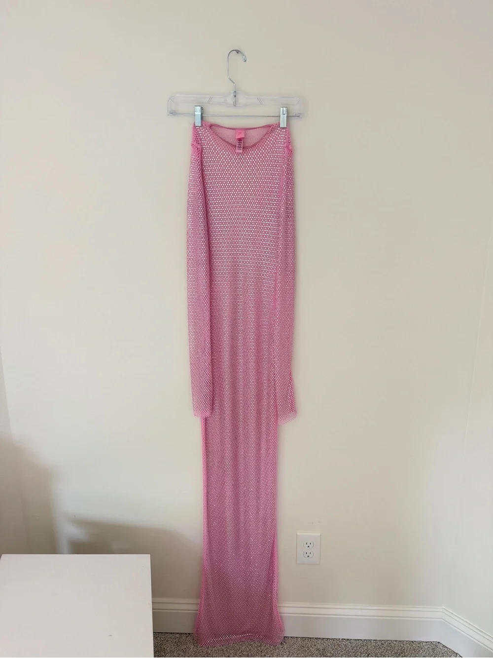 SKIMS X Swarovski Crystals- Stretch Net Long Sleeve Dress Bubble Gum Size Small